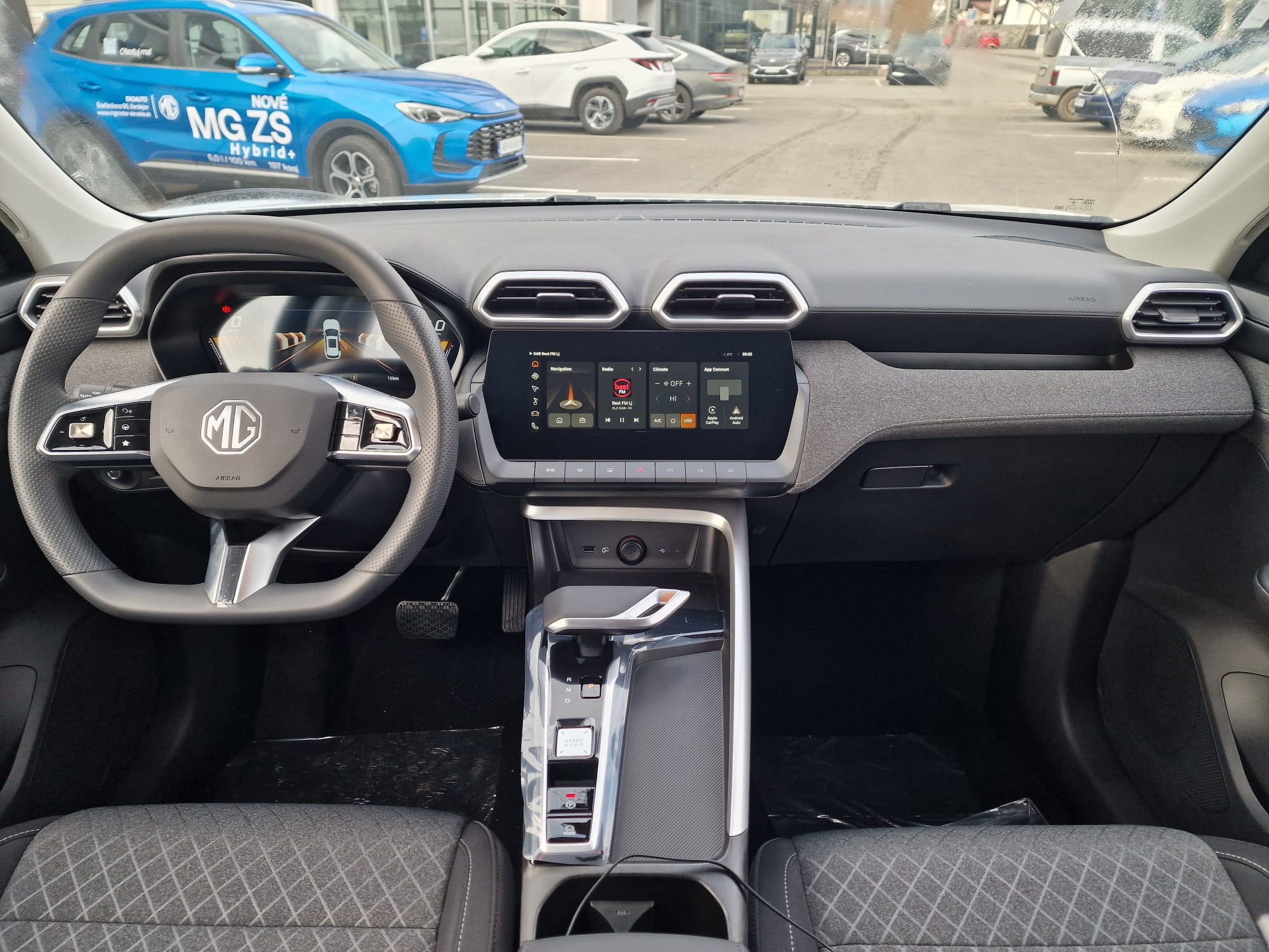 WhatsApp Image 2026-02-17 at 09.01.49