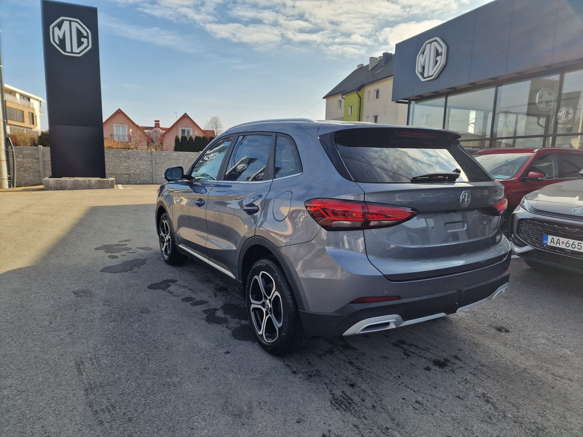 WhatsApp Image 2026-02-17 at 11.22.335