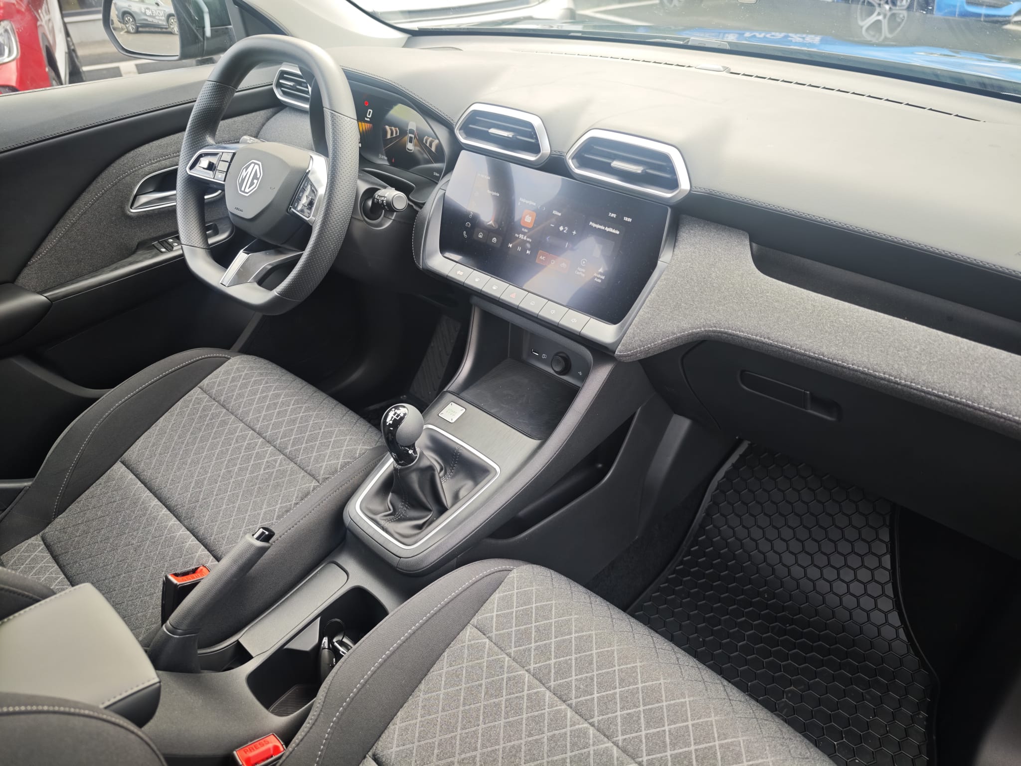 WhatsApp Image 2026-02-12 at 14.07.541